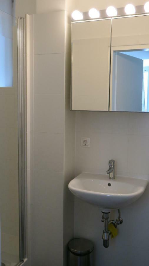 2 Zimmer Wohnung فيينا المظهر الخارجي الصورة